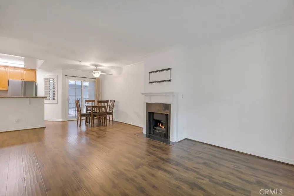 4401 Sepulveda Boulevard #105 Sherman Oaks, CA 91403