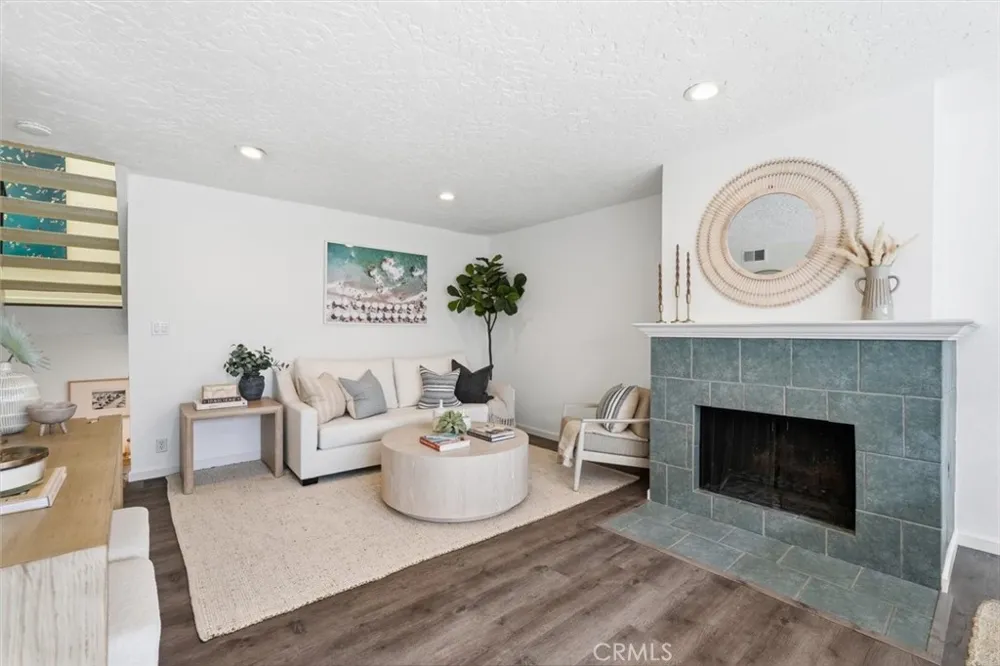 1456 Manhattan Beach Boulevard #C Manhattan Beach, CA 90266