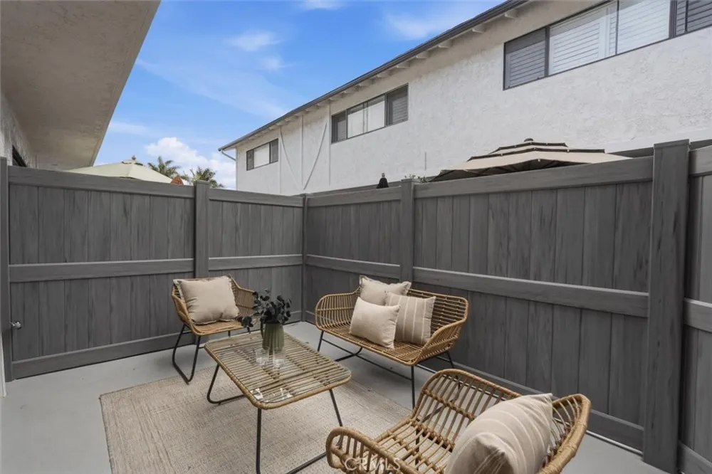 1456 Manhattan Beach Boulevard #C Manhattan Beach, CA 90266