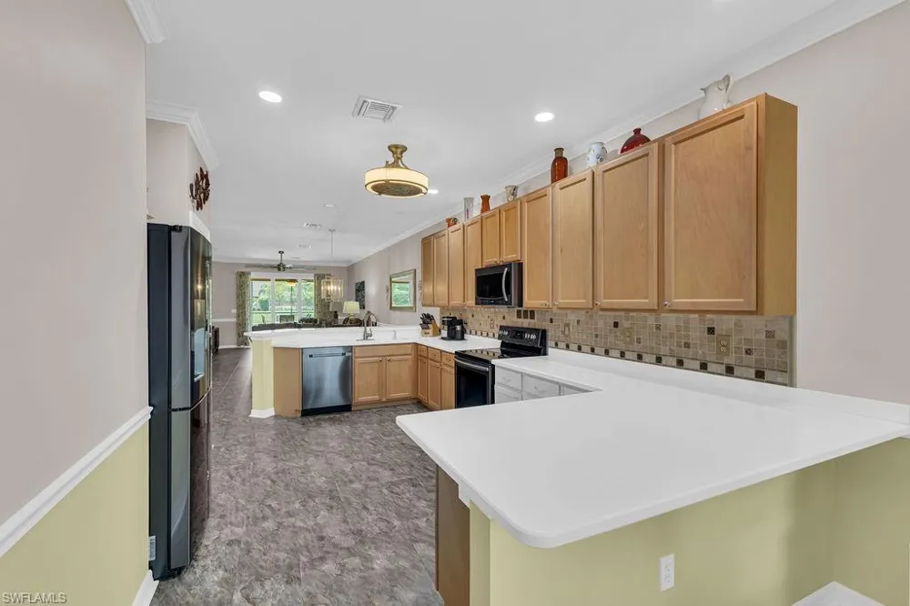 3725 Pino Vista Way Estero, FL 33928