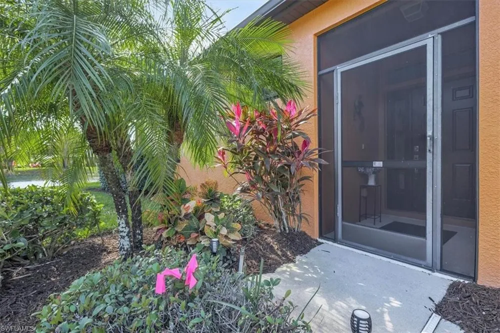 3725 Pino Vista Way Estero, FL 33928