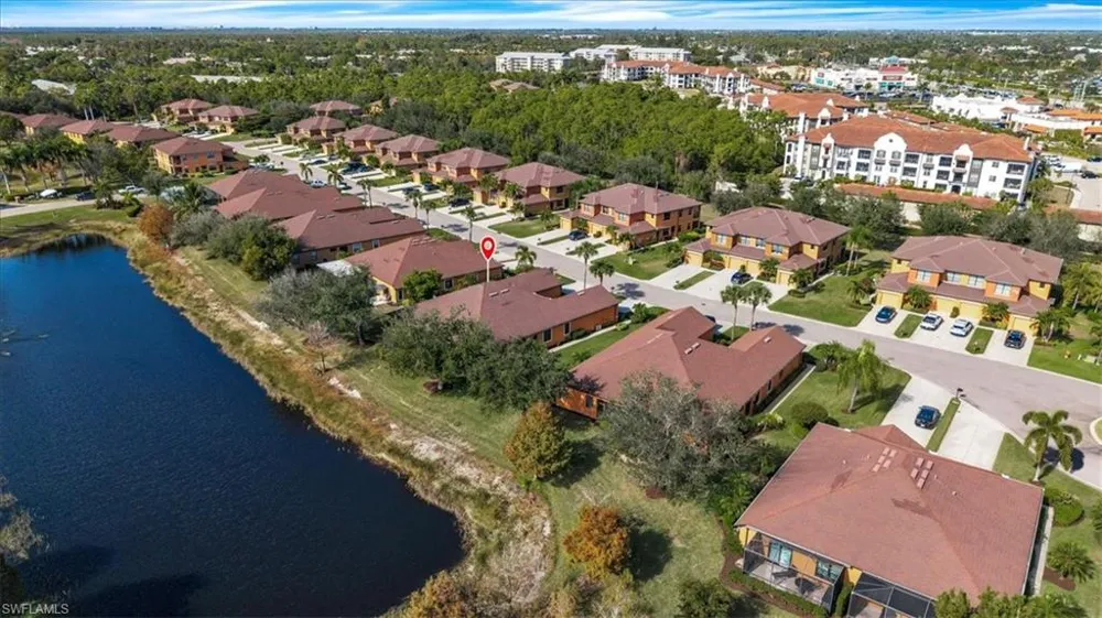 3725 Pino Vista Way Estero, FL 33928
