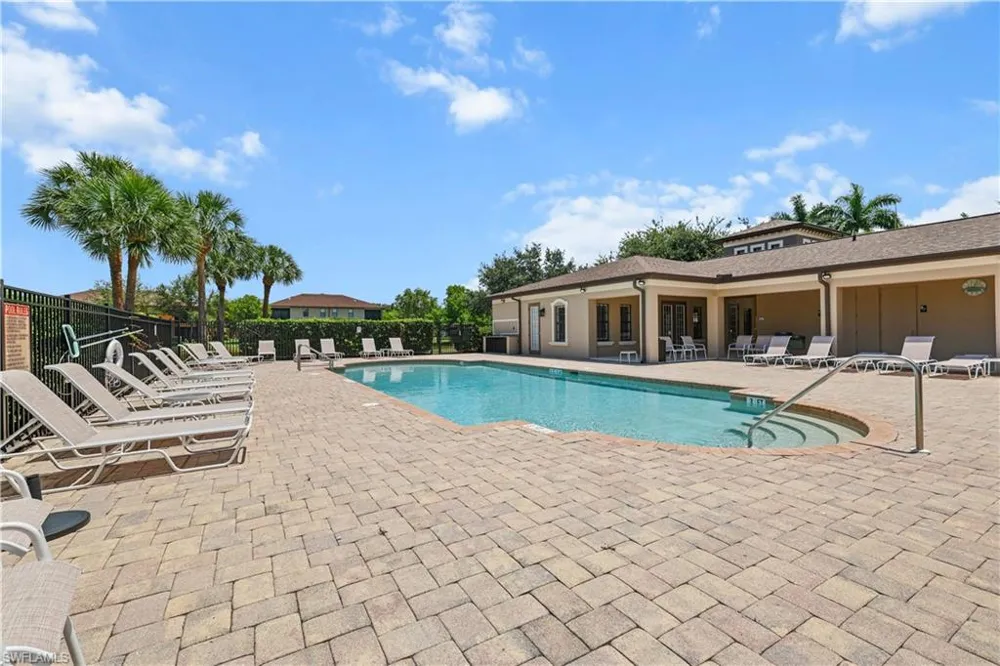 3725 Pino Vista Way Estero, FL 33928