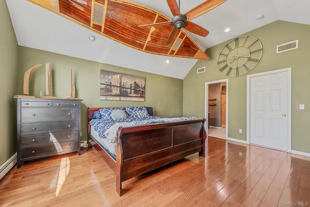 41 Cozine Road Manorville, NY 11949
