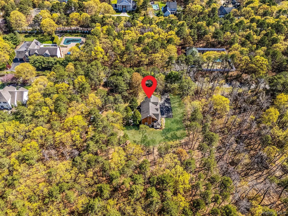 41 Cozine Road Manorville, NY 11949