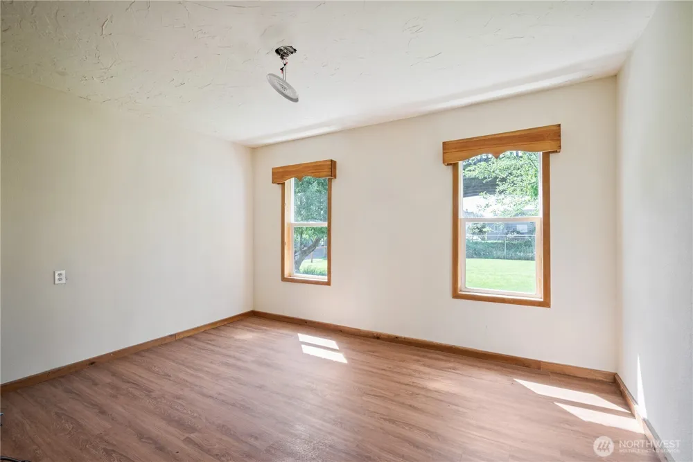 309 NW 2nd Avenue Kelso, WA 98626