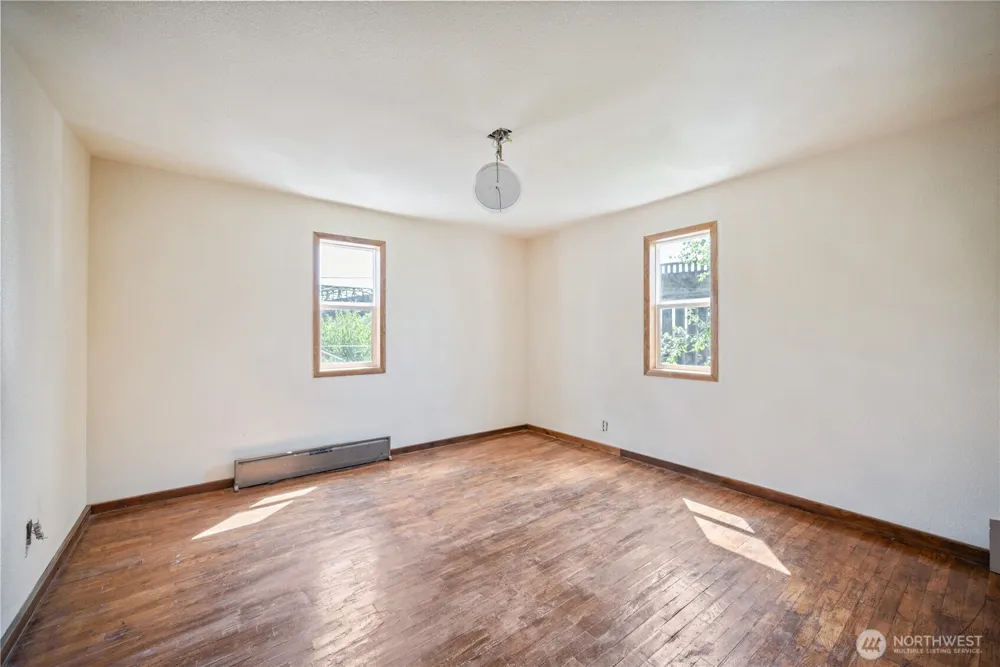 309 NW 2nd Avenue Kelso, WA 98626