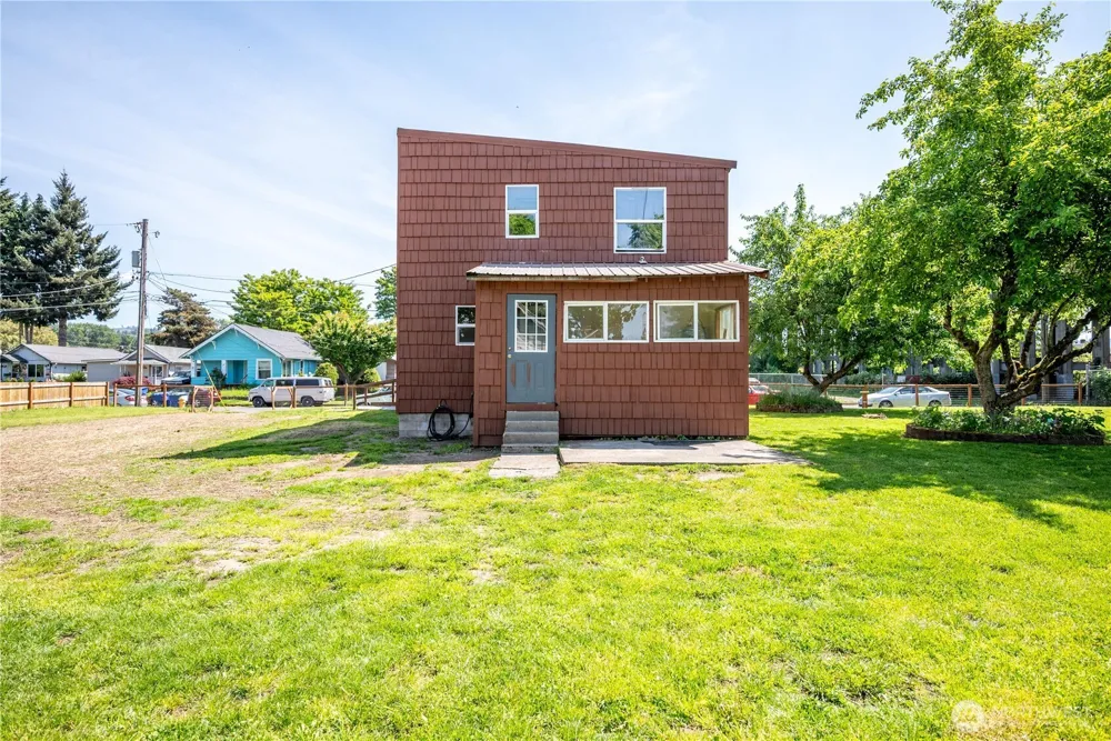 309 NW 2nd Avenue Kelso, WA 98626