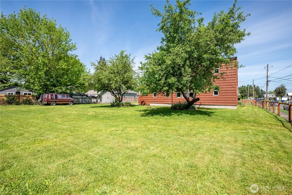 309 NW 2nd Avenue Kelso, WA 98626