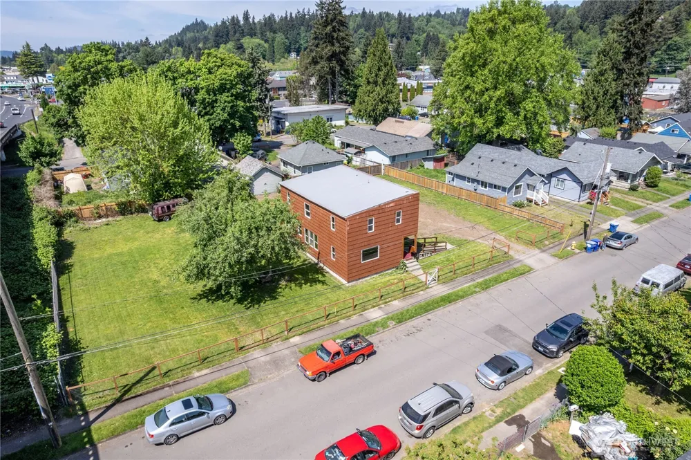 309 NW 2nd Avenue Kelso, WA 98626