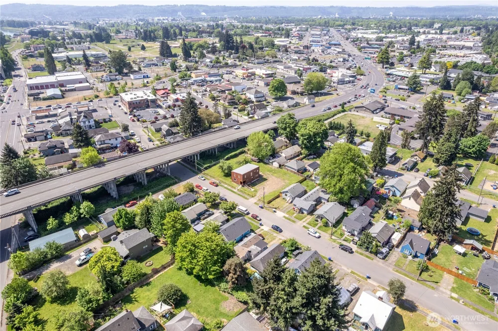309 NW 2nd Avenue Kelso, WA 98626