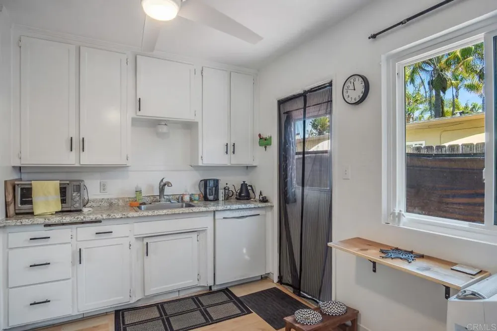 240 25th Street Street Del Mar, CA 92014