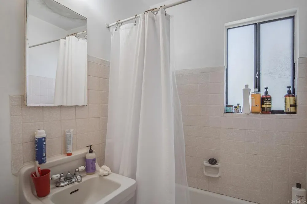 240 25th Street Street Del Mar, CA 92014
