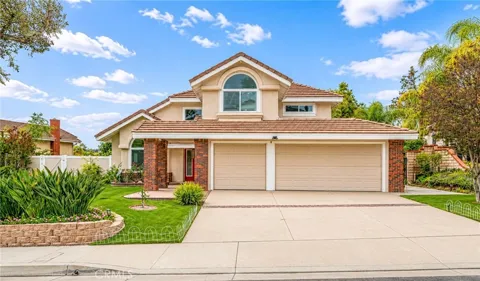 21911 E Snow Creek