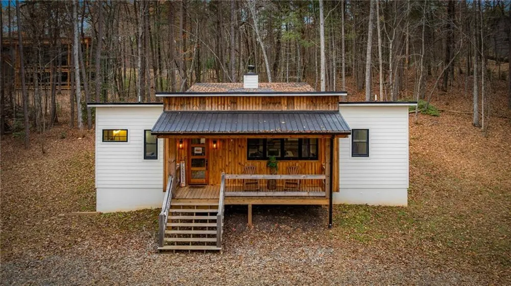 649 Lees Ride McCaysville, GA 30555