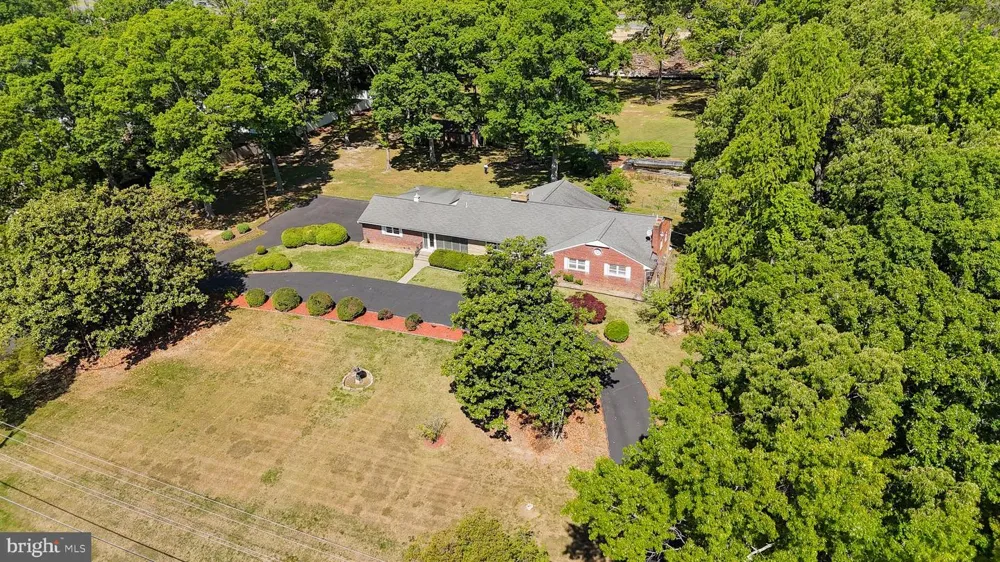 4023 OLD WASHINGTON ROAD Waldorf, MD 20602