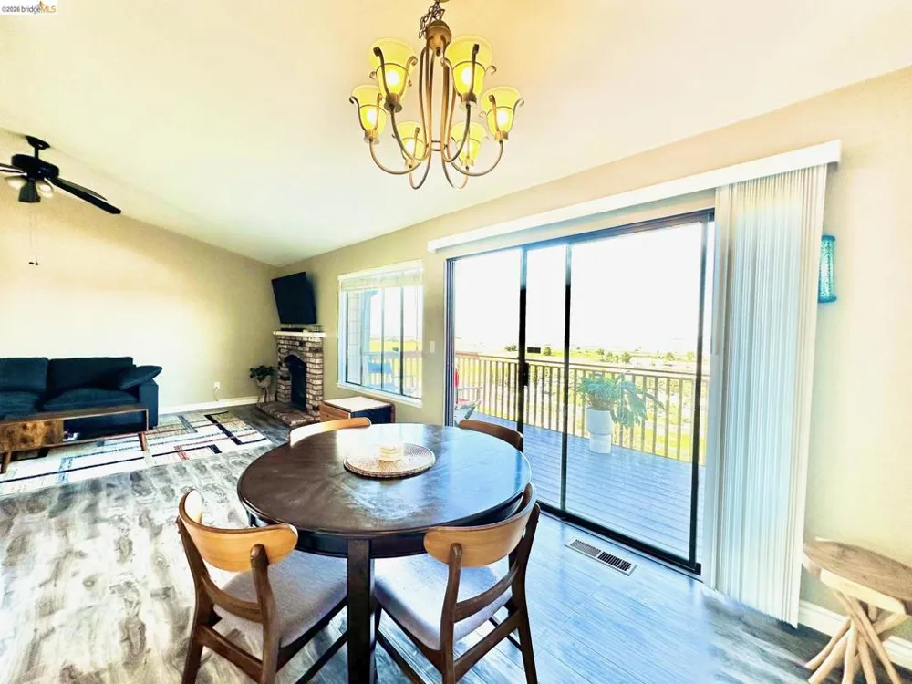 222 Manuel Ct Bay Point, CA 94565