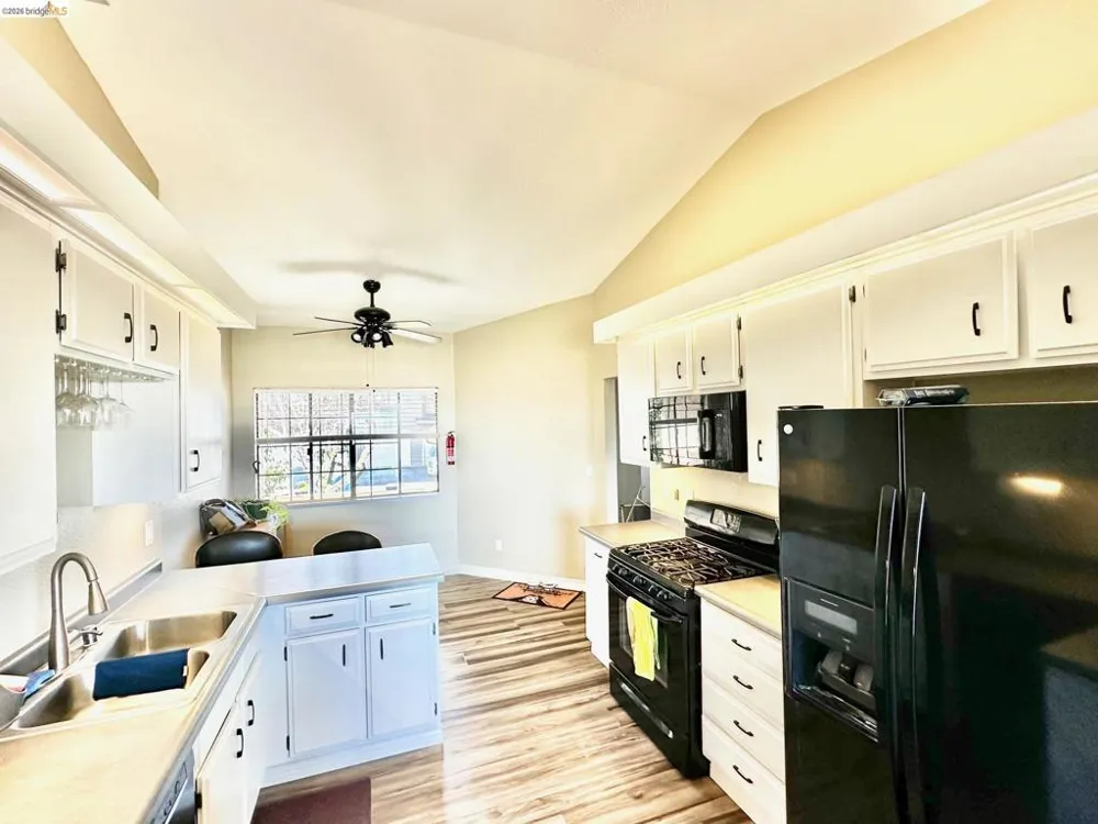 222 Manuel Ct Bay Point, CA 94565