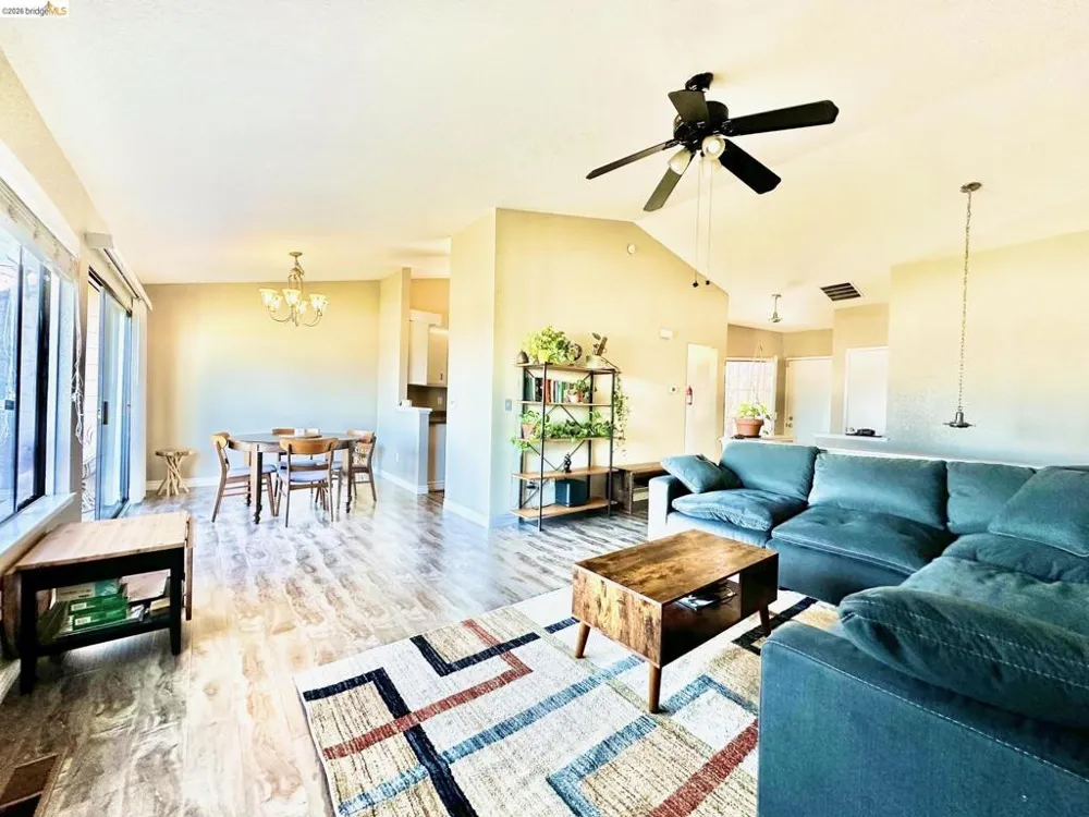222 Manuel Ct Bay Point, CA 94565