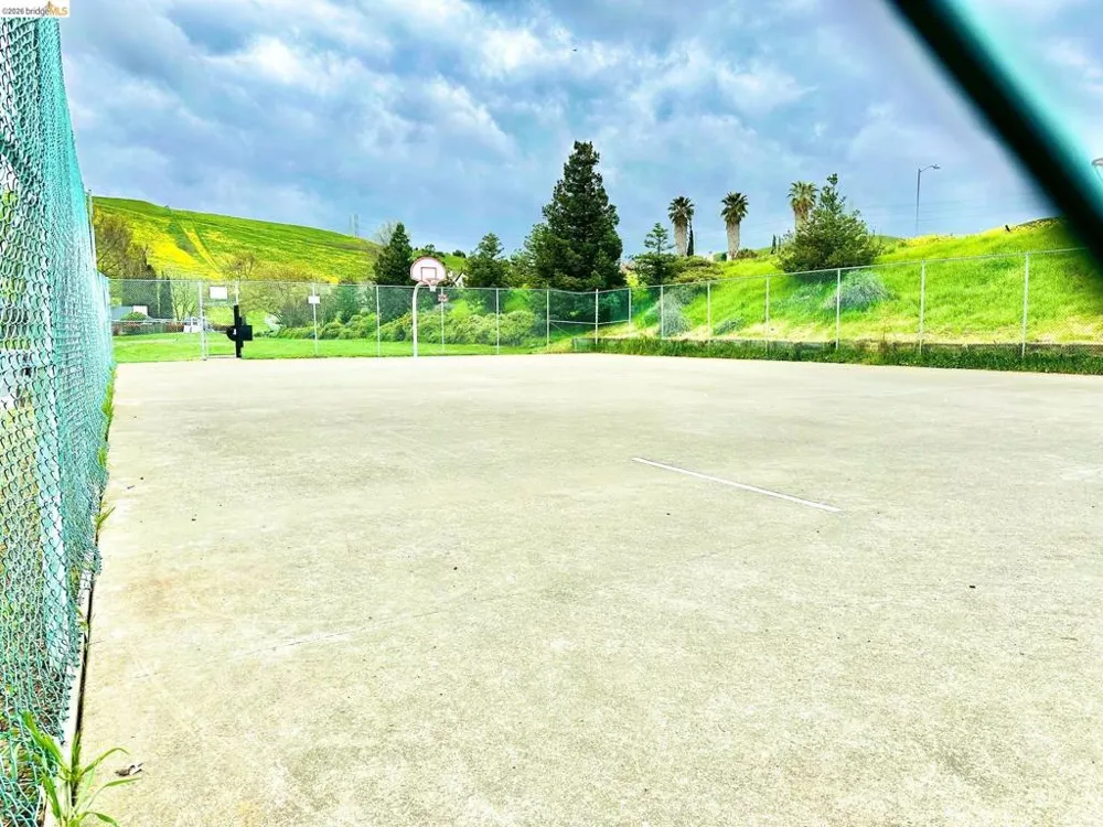 222 Manuel Ct Bay Point, CA 94565