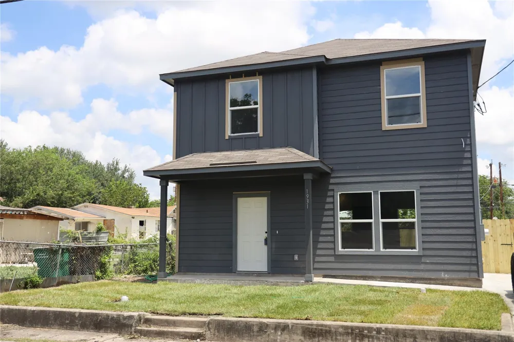 1931 Nolan St Street San Antonio, TX 78202