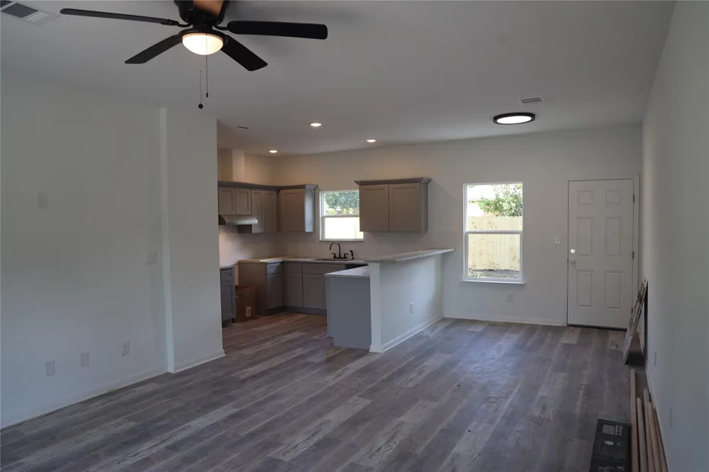 1931 Nolan St Street San Antonio, TX 78202