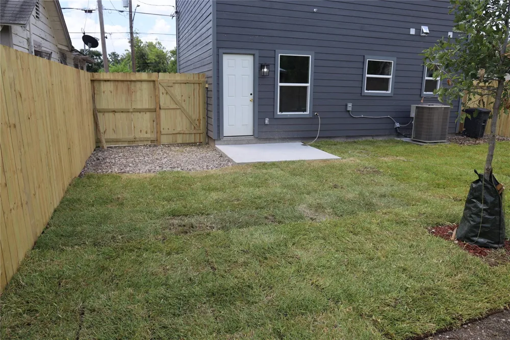 1931 Nolan St Street San Antonio, TX 78202