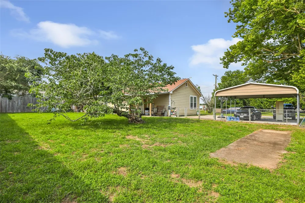 1811 Reese Street Liberty, TX 77575