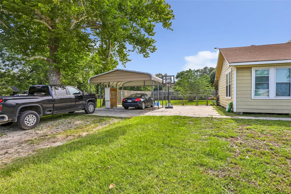 1811 Reese Street Liberty, TX 77575