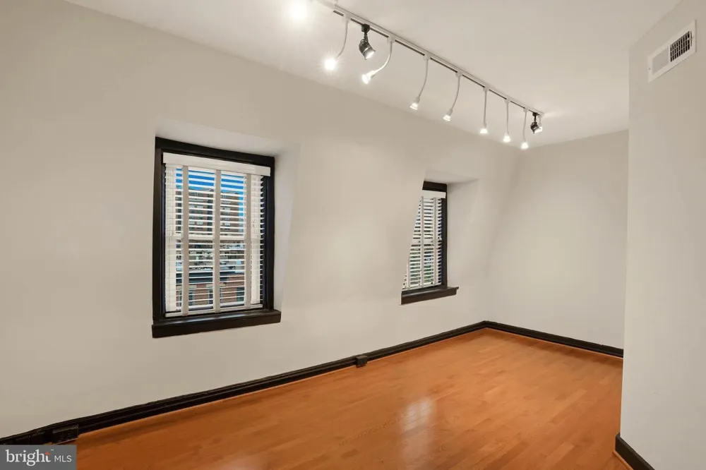 17 W CHASE STREET Baltimore, MD 21201
