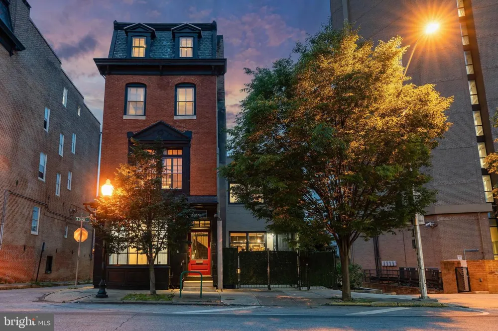 17 W CHASE STREET Baltimore, MD 21201