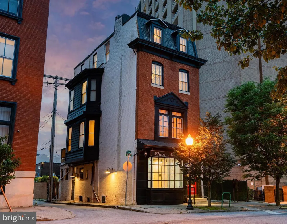 17 W CHASE STREET Baltimore, MD 21201