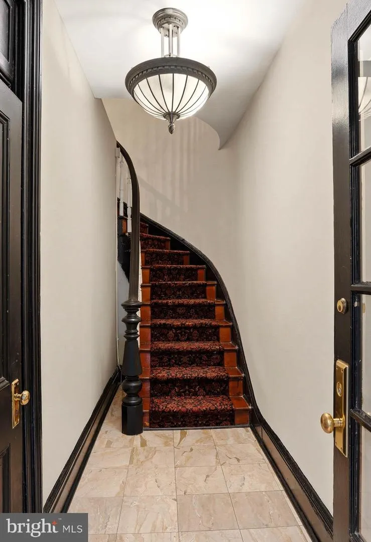 17 W CHASE STREET Baltimore, MD 21201