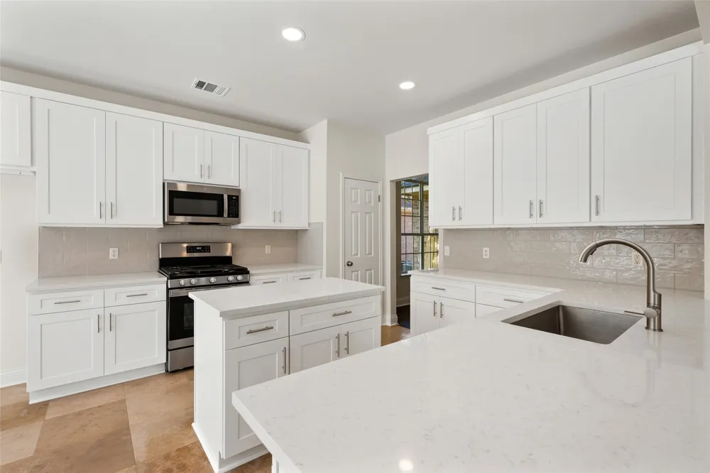 2212 Speidel Drive Pflugerville, TX 78660