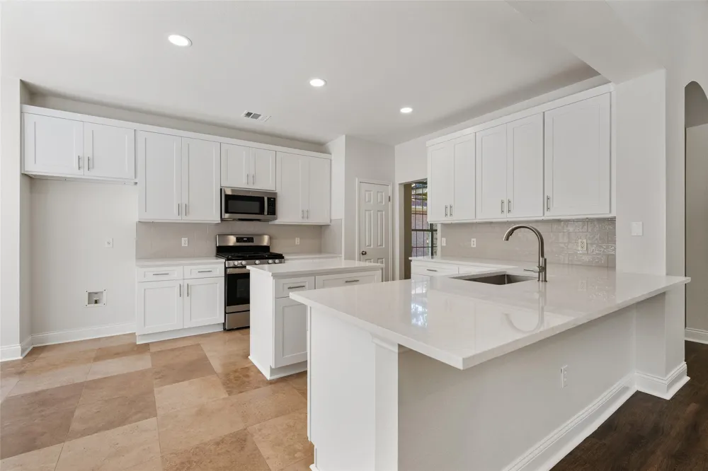 2212 Speidel Drive Pflugerville, TX 78660