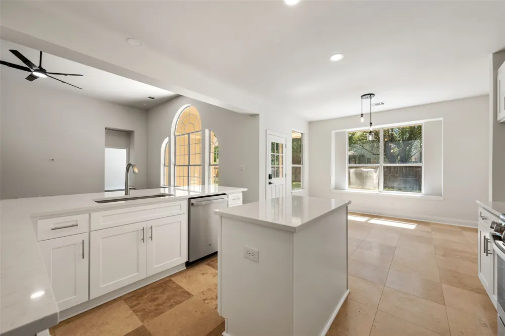 2212 Speidel Drive Pflugerville, TX 78660
