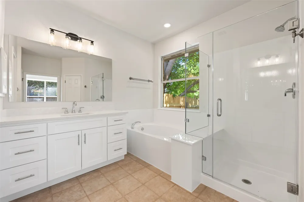 2212 Speidel Drive Pflugerville, TX 78660