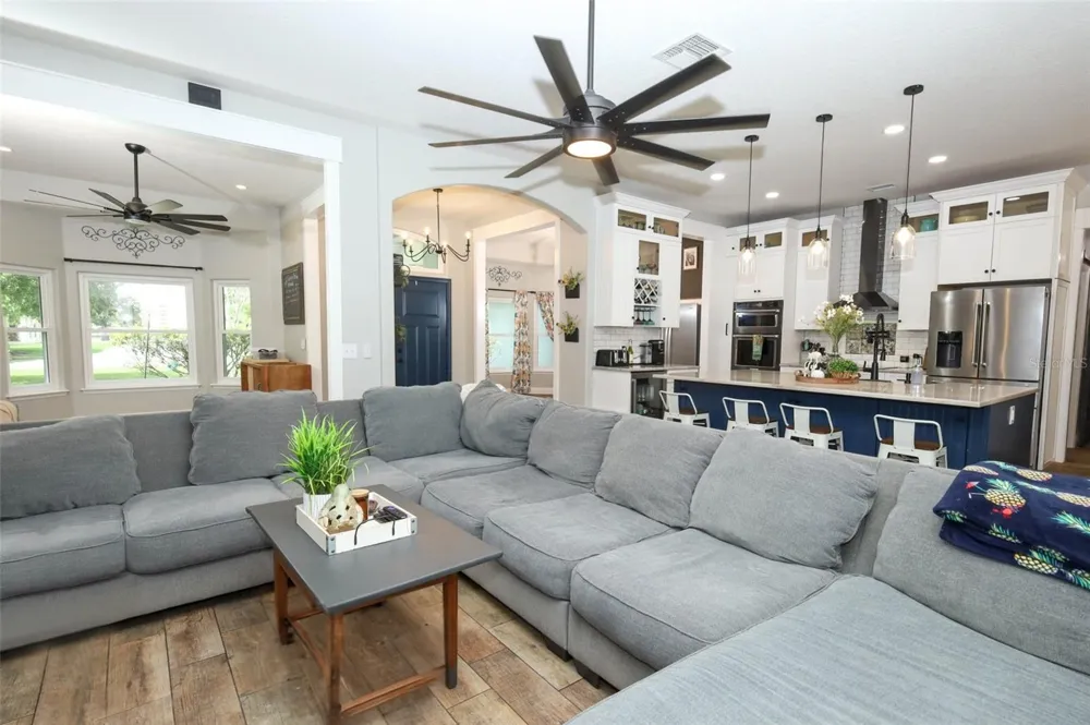 2461 WASSUM TRAIL Oviedo, FL 32766