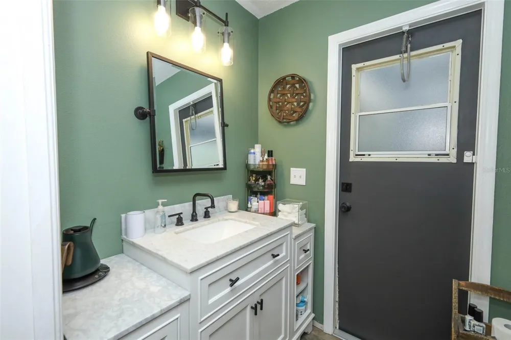 2461 WASSUM TRAIL Oviedo, FL 32766