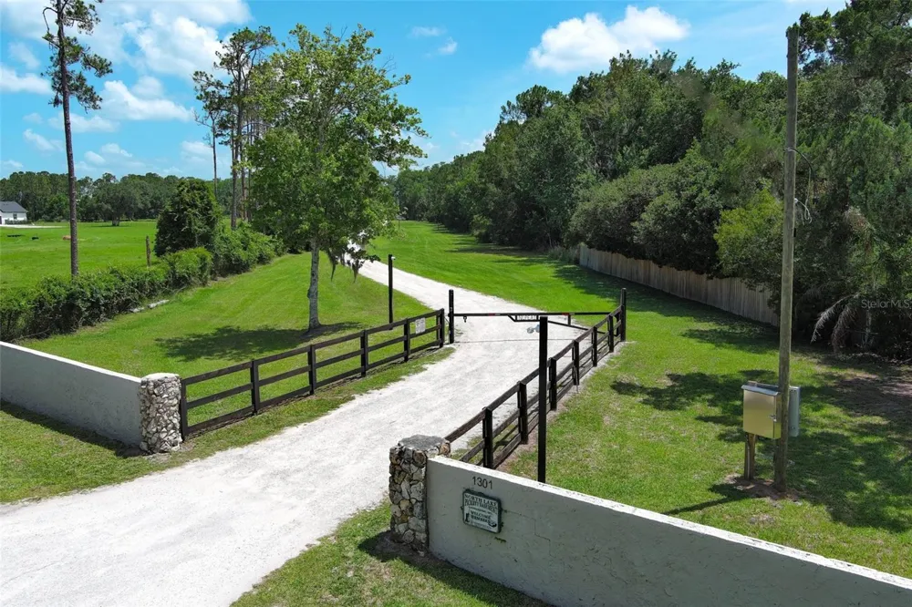 2461 WASSUM TRAIL Oviedo, FL 32766
