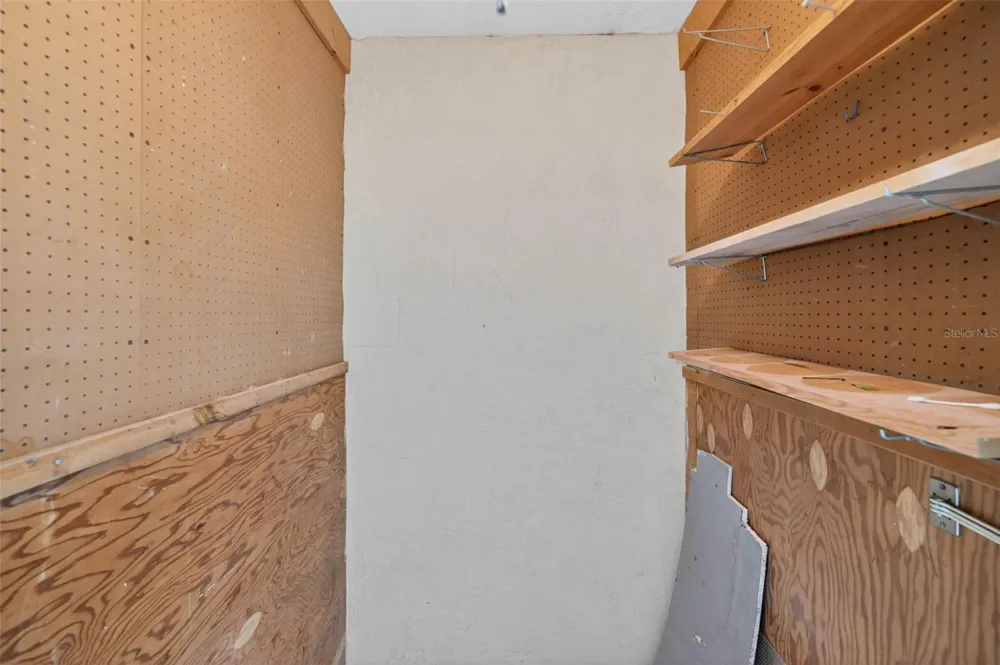 5800 HOLLYWOOD BOULEVARD #112 Sarasota, FL 34231