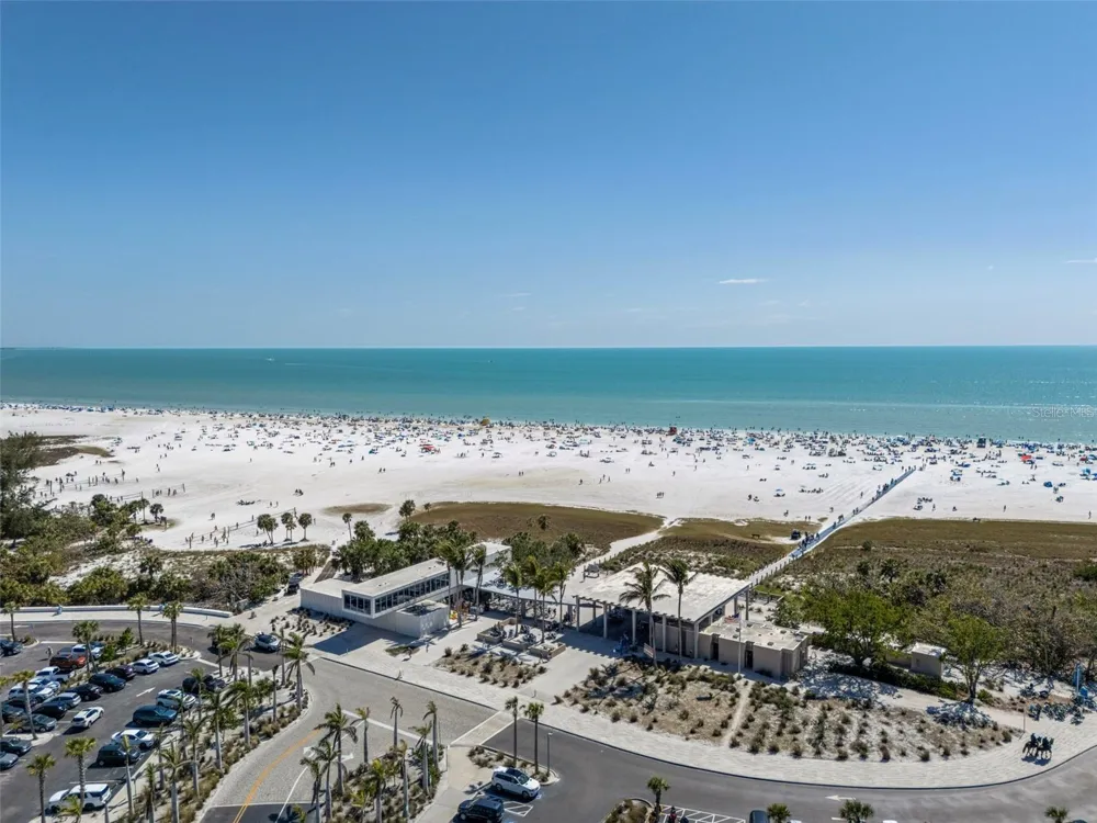 5800 HOLLYWOOD BOULEVARD #112 Sarasota, FL 34231