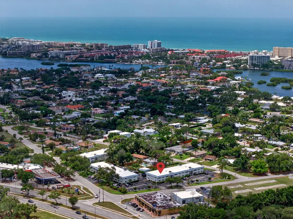 5800 HOLLYWOOD BOULEVARD #112 Sarasota, FL 34231