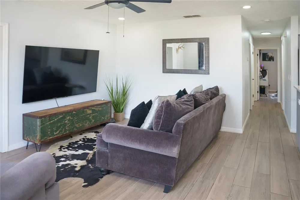 6552 S WEST SHORE CIRCLE Tampa, FL 33616