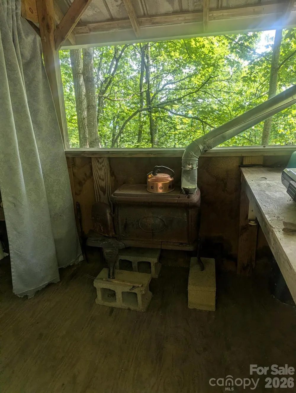 1662 Penley Road Lenoir, NC 28645
