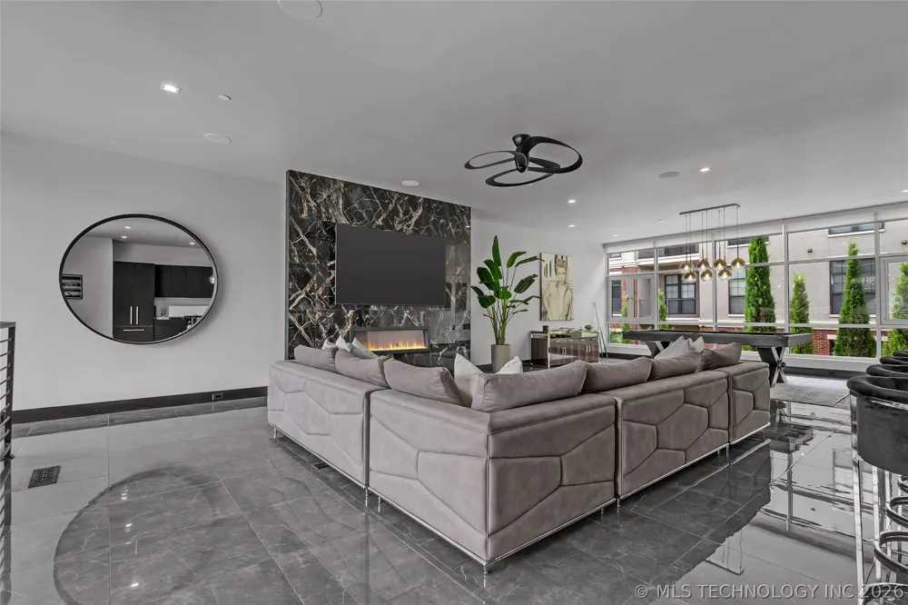 617 E 3rd Street #617 Tulsa, OK 74120