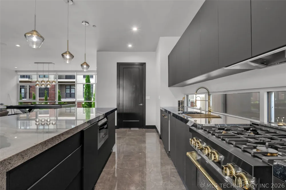 617 E 3rd Street #617 Tulsa, OK 74120