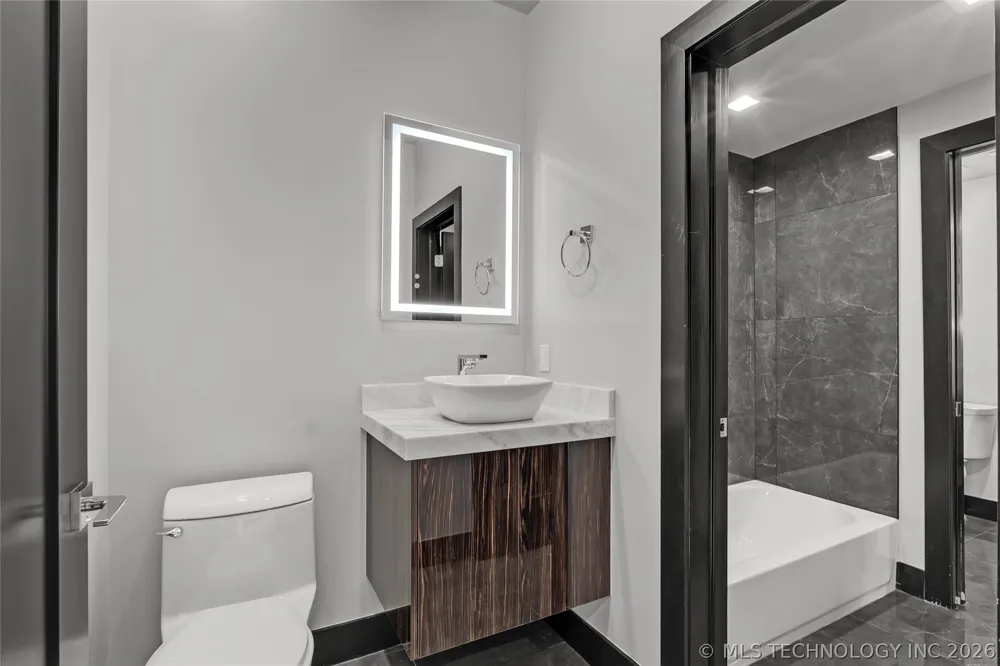 617 E 3rd Street #617 Tulsa, OK 74120