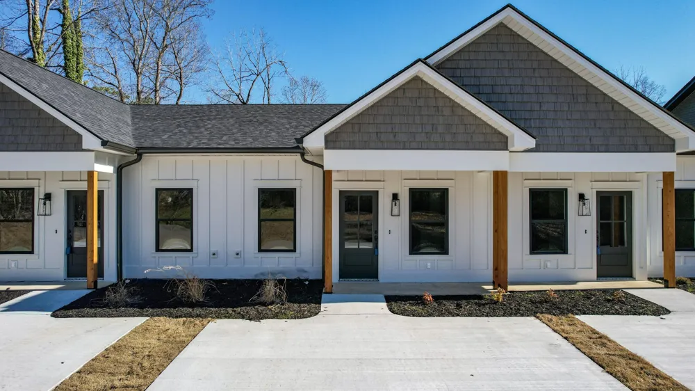 3486 Pinecrest Avenue NW Cleveland, TN 37312