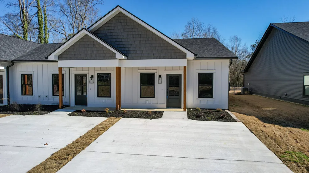 3482 Pinecrest Avenue NW Cleveland, TN 37312
